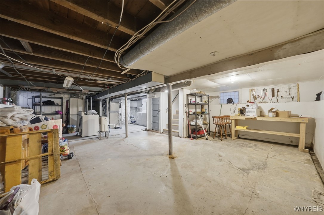 33 Wellington Road Buffalo, NY 14216 - Photo 35 of 45