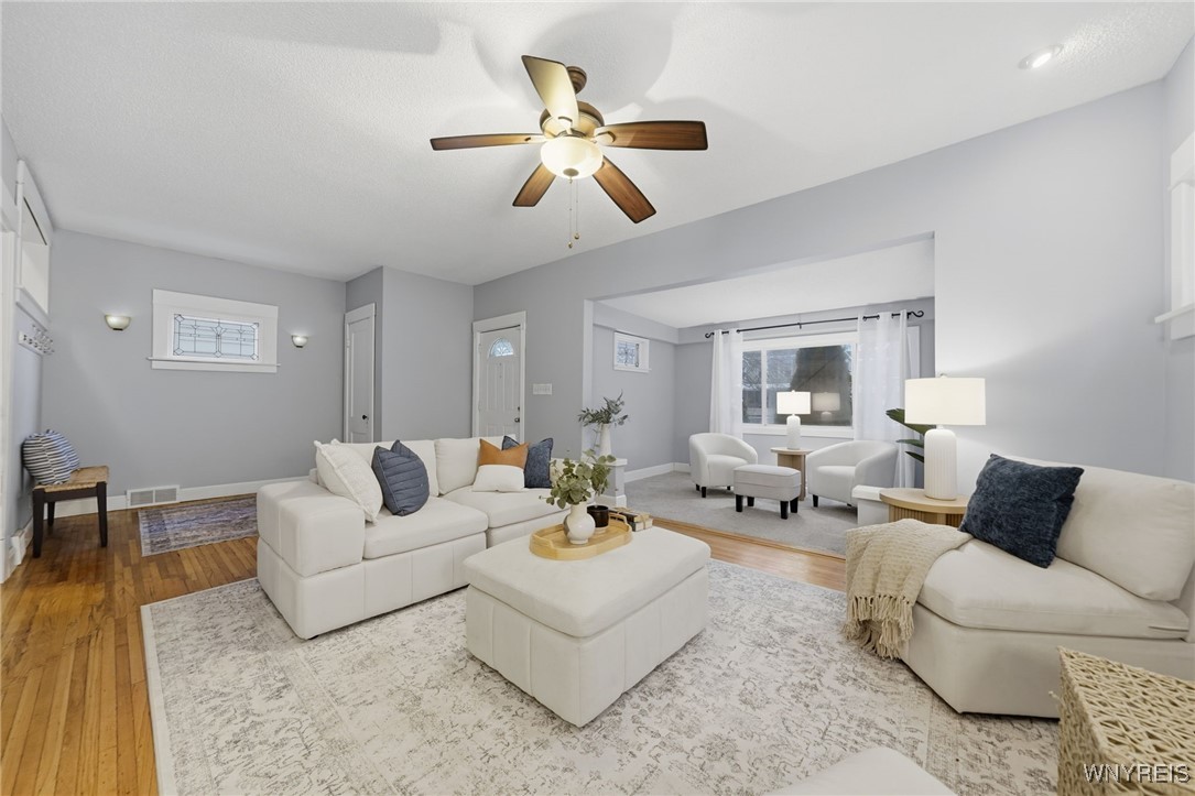 33 Wellington Road Buffalo, NY 14216 - Photo 7 of 45