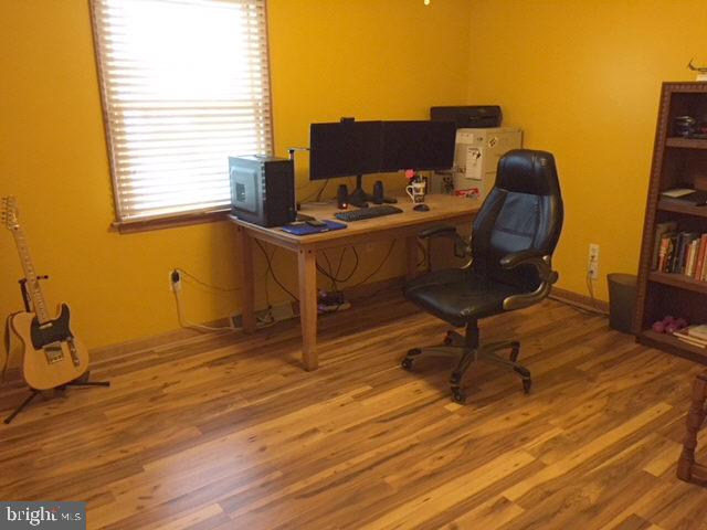 121 Comanche Trail Hanover, PA 17331 - Photo 17 of 27 Gallery Image 17
