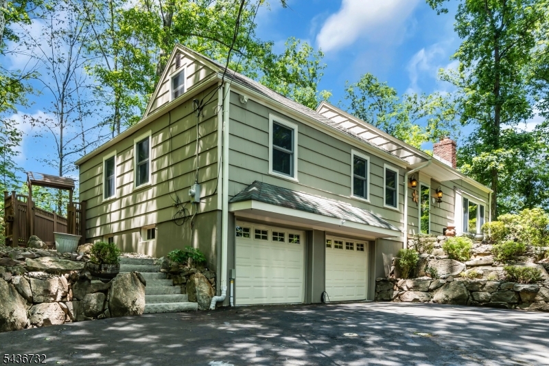 19 McCann Mill Road Califon, NJ 07830 - Photo 4 of 44