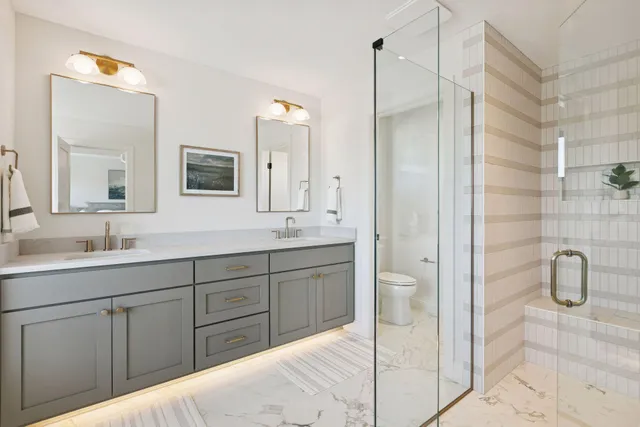 $1,774,900 | 4715 Comstock Lane North, Plymouth, MN 55446