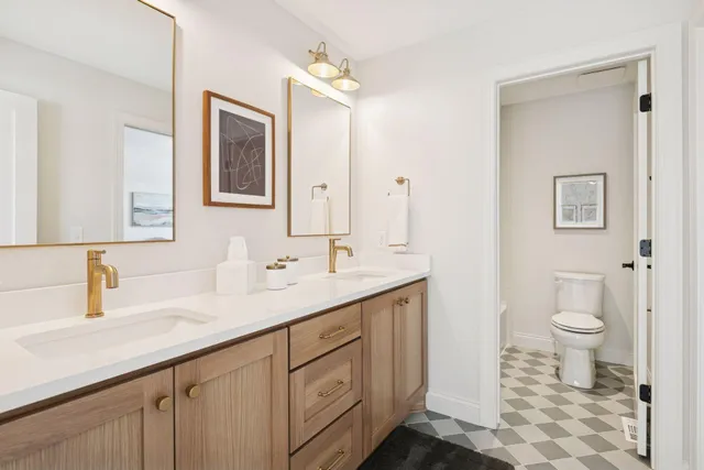 $1,774,900 | 4715 Comstock Lane North, Plymouth, MN 55446