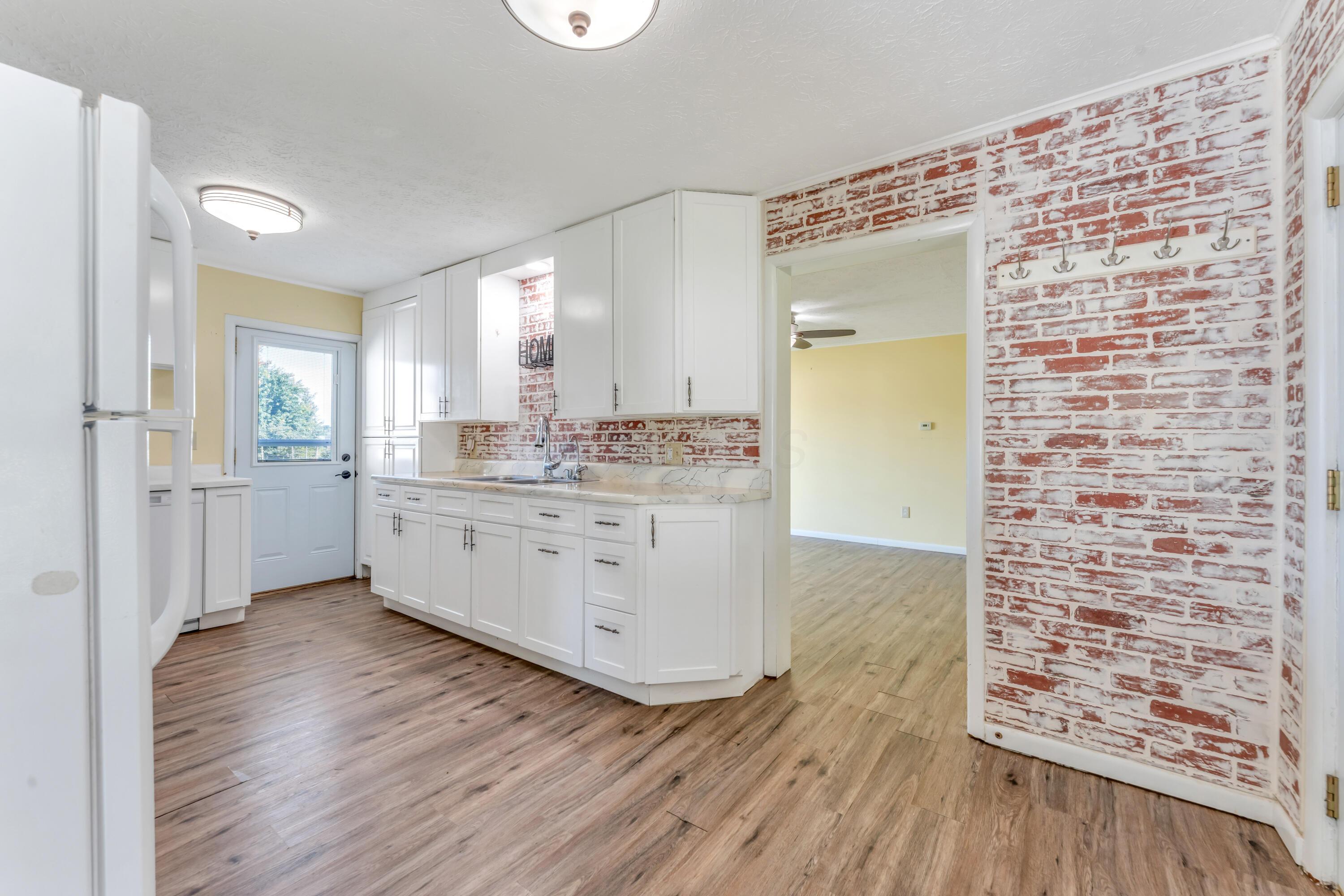 3003 Berlin Station Road Delaware, OH 43015 - Photo 4 of 40 DSC01114