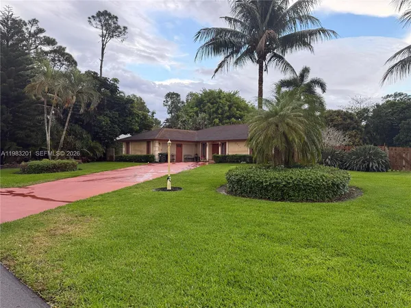 $560,000 | 5940 Piney Court, Greenacres, FL 33463