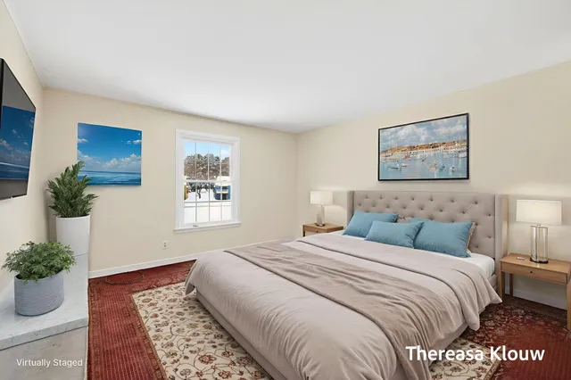 $349,900 | 17496 Meadow Wood Road, Spring Lake, MI 49456