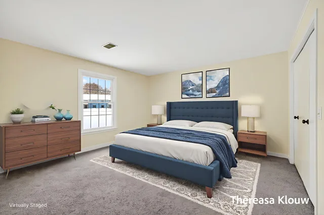 $349,900 | 17496 Meadow Wood Road, Spring Lake, MI 49456