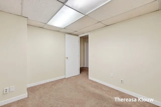 $349,900 | 17496 Meadow Wood Road, Spring Lake, MI 49456