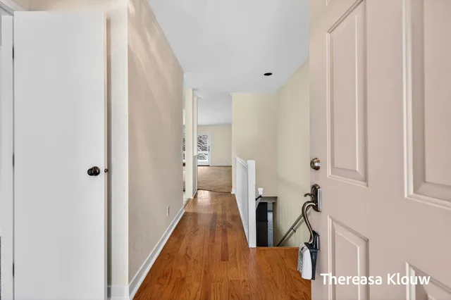 $349,900 | 17496 Meadow Wood Road, Spring Lake, MI 49456