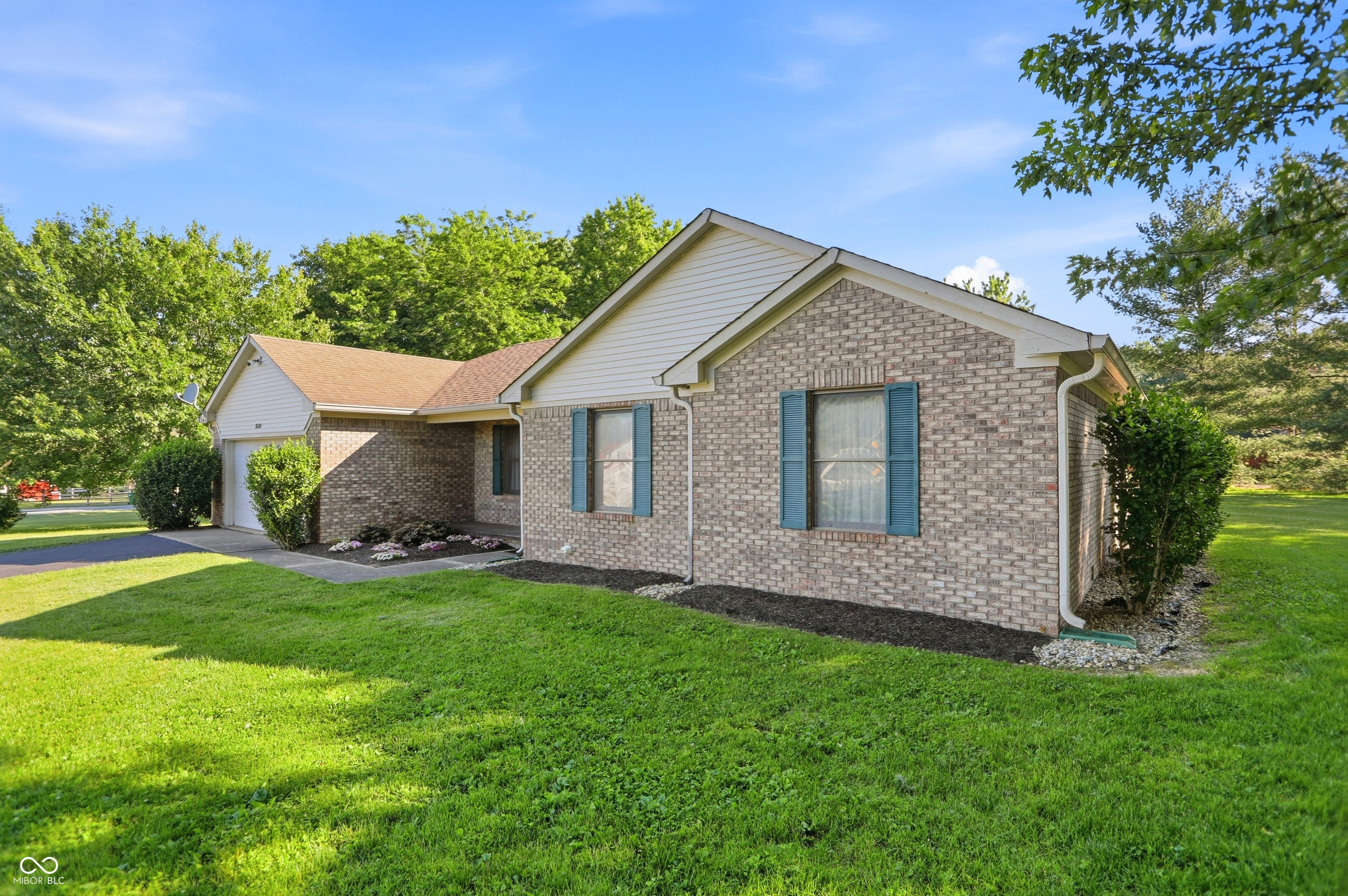 8530 Big Bend Road Martinsville, IN 46151 - Photo 6 of 52