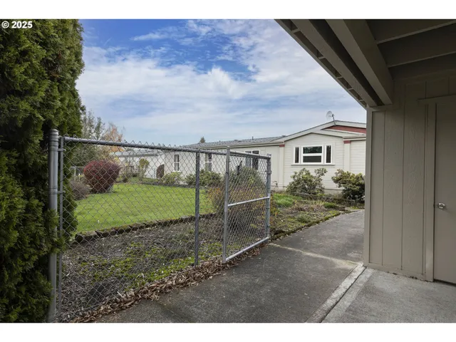 $183,000 | 1156 Southwest Westvale Street, McMinnville, OR 97128