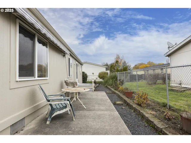 $183,000 | 1156 Southwest Westvale Street, McMinnville, OR 97128