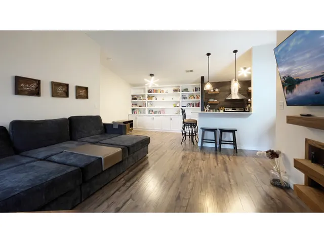 $239,900 | 12555 Timber Creek Drive, Unit 8, Carmel, IN 46032