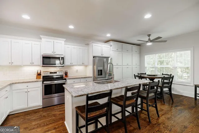 $585,000 | 283 Lake Vista Way, Athens, GA 30606