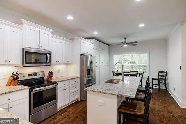 $585,000 | 283 Lake Vista Way, Athens, GA 30606