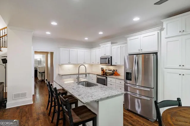 $585,000 | 283 Lake Vista Way, Athens, GA 30606