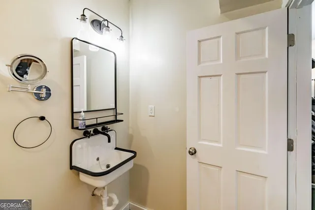 $585,000 | 283 Lake Vista Way, Athens, GA 30606