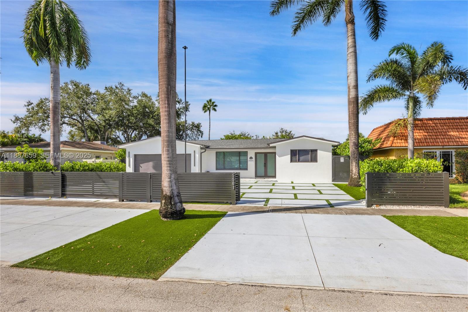 5501 McKinley Street Hollywood, FL 33021 - Photo 1 of 49