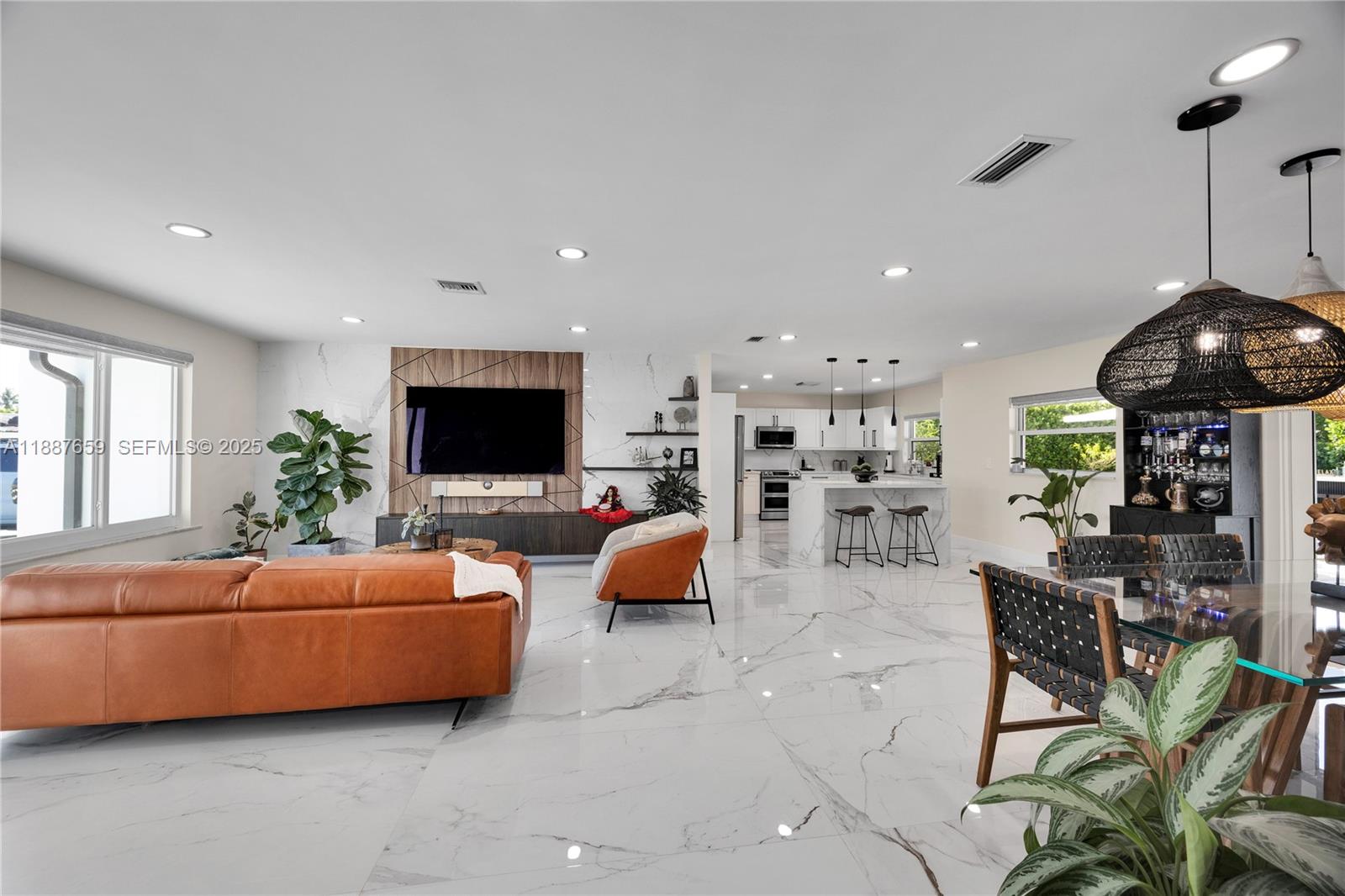 5501 McKinley Street Hollywood, FL 33021 - Photo 8 of 49