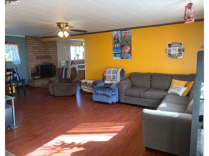70685 Valley View Road Elgin, OR 97827 - Photo 3 of 26 Gallery Image 3