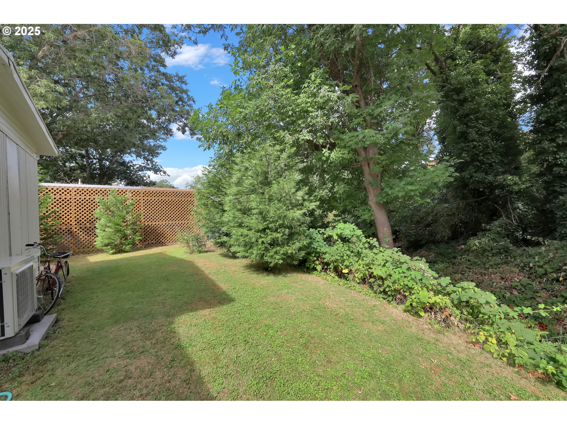 1475 Green Acres Road, Unit 10 Eugene, OR 97408 - Photo 26 of 34 Gallery Image 26