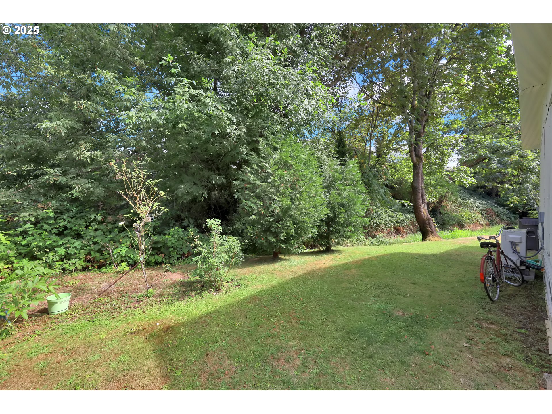 1475 Green Acres Road, Unit 10 Eugene, OR 97408 - Photo 27 of 34 Gallery Image 27