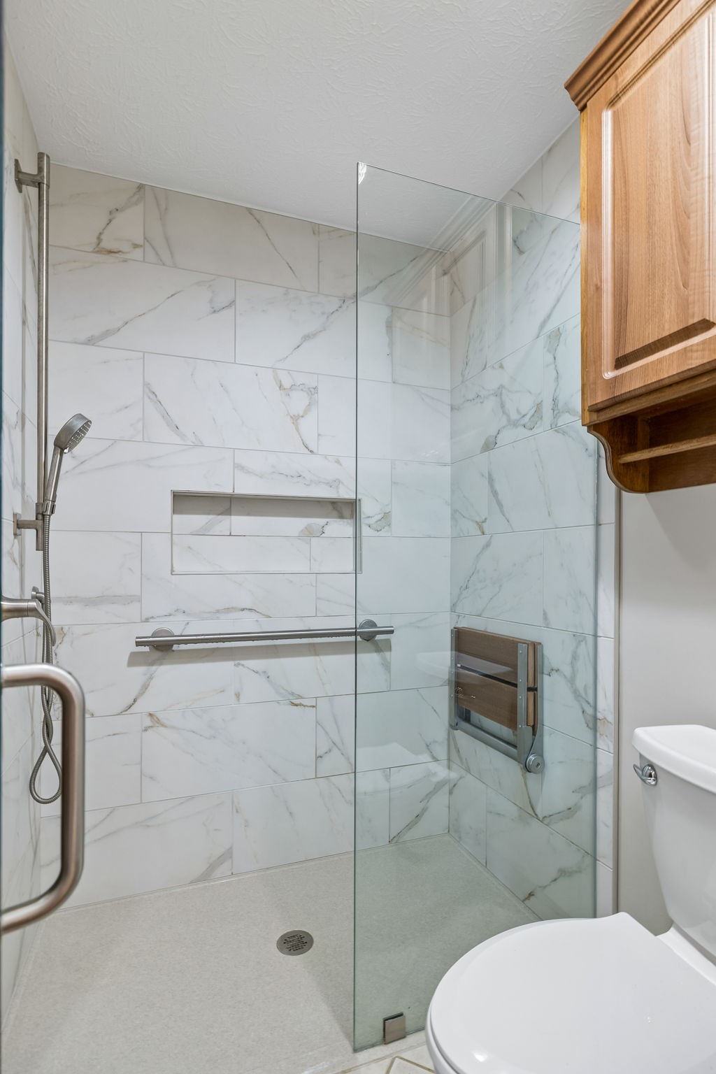 20 Riverbend Lane Carthage, TN 37030 - Photo 26 of 71 a bathroom with a toilet and a shower