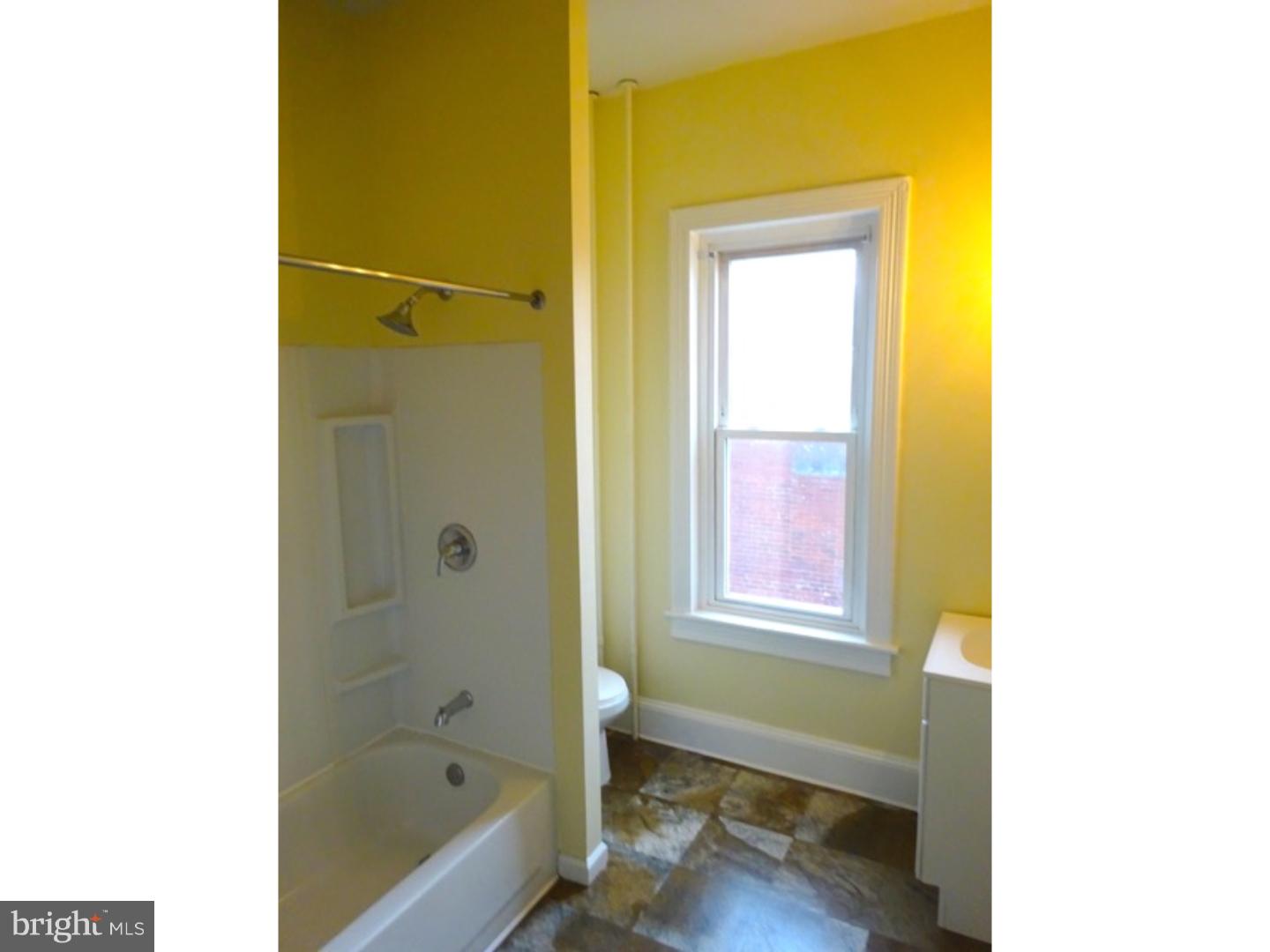 1007 Perry Street Reading, PA 19604 - Photo 8 of 15 Gallery Image 8