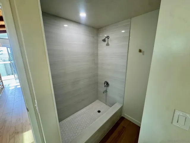 $6,500 | 113 North Granados Avenue, Unit 113, Solana Beach, CA 92075