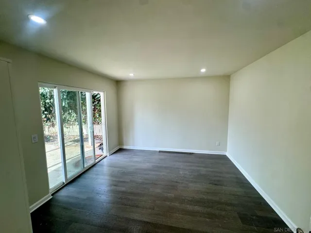$6,500 | 113 North Granados Avenue, Unit 113, Solana Beach, CA 92075