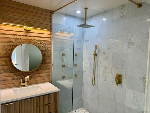 $6,500 | 113 North Granados Avenue, Unit 113, Solana Beach, CA 92075