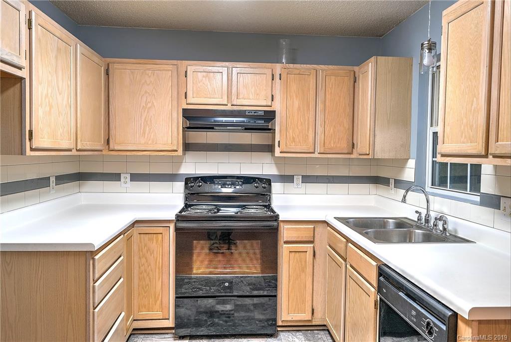 7781 Red Robin Trail Denver, NC 28037 - Photo 6 of 18