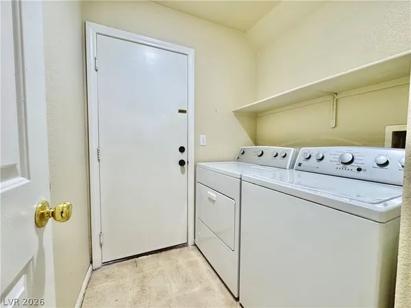 $2,160 | 8632 Shady Pines Drive, Las Vegas, NV 89143