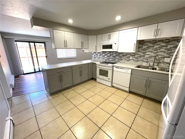 $3,049 | 1887 Independence Street, Lakewood, CO 80215