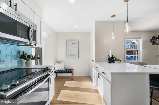 $715,000 | 6707 Washington Boulevard, Unit D, Arlington, VA 22205