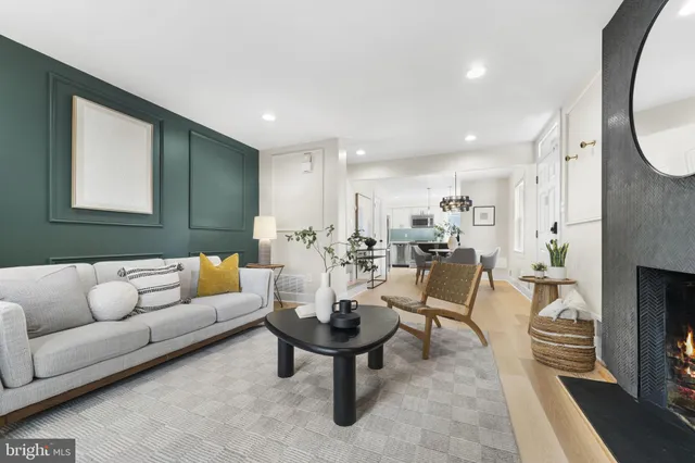 $715,000 | 6707 Washington Boulevard, Unit D, Arlington, VA 22205