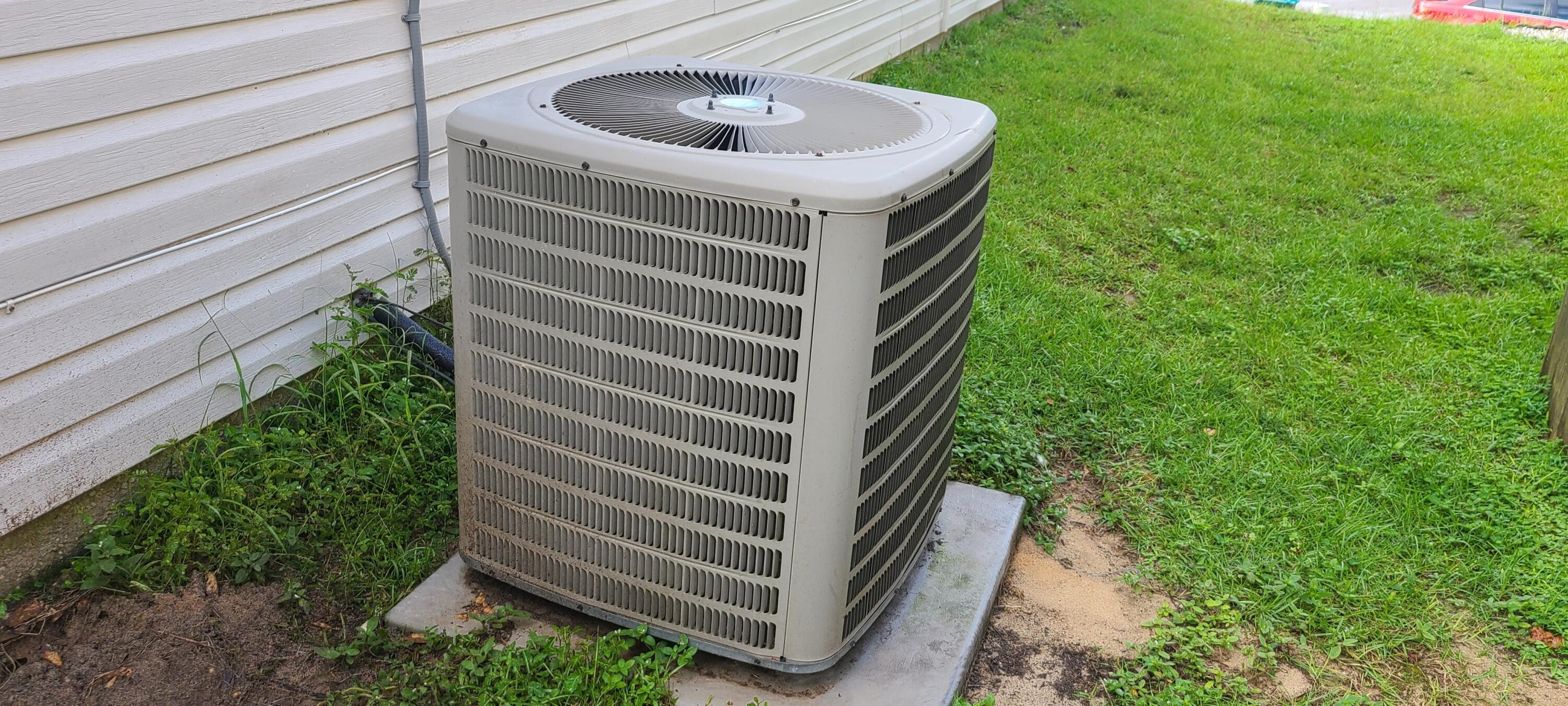 291 Dahlquist Drive Crestview, FL 32539 - Photo 5 of 25 a view of outdoor space and yard