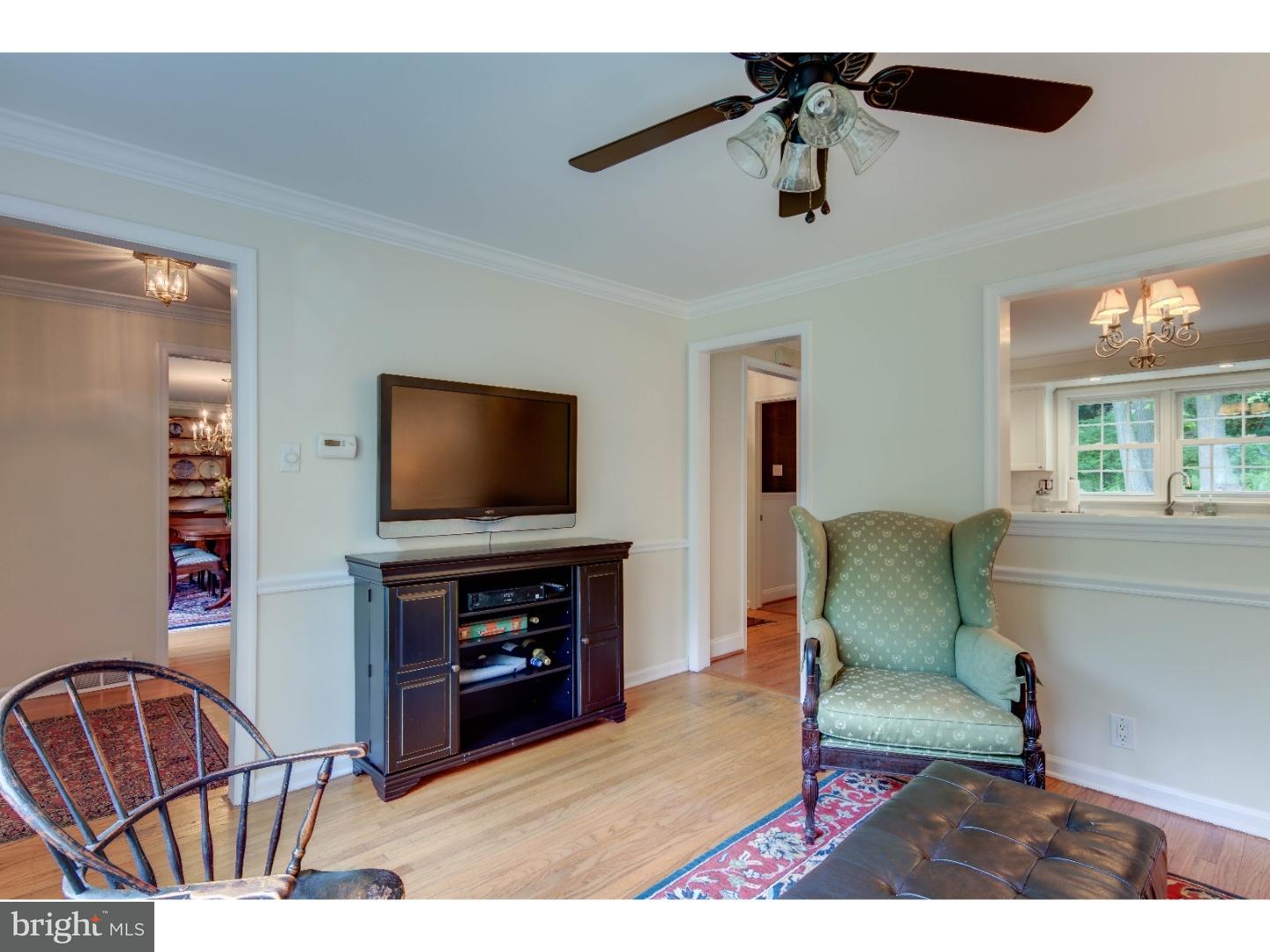 90 Oakford Road Wayne, PA 19087 - Photo 12 of 25 Family Room