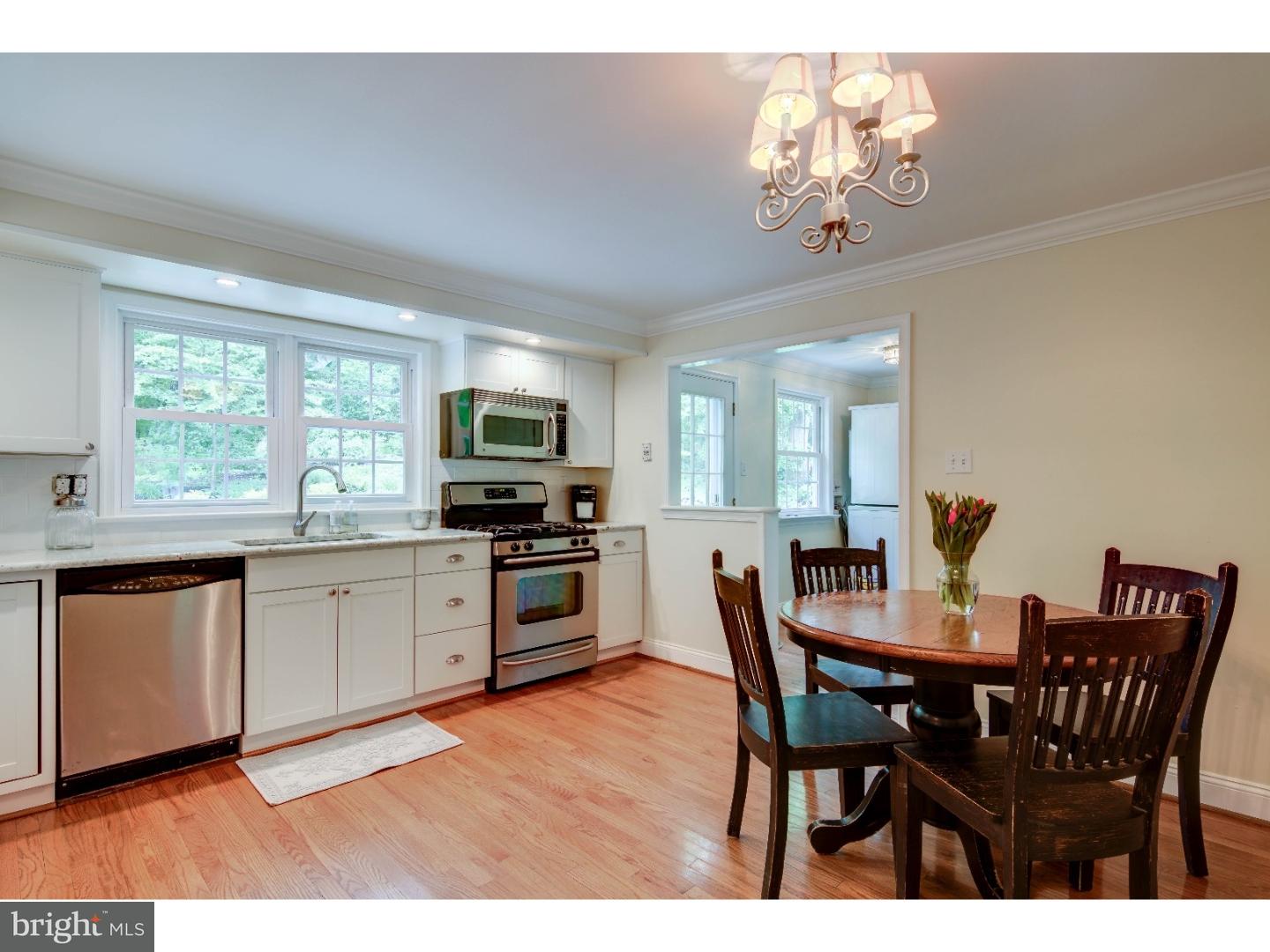 90 Oakford Road Wayne, PA 19087 - Photo 9 of 25 Kitchen