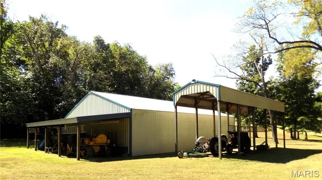 $450,000 | 13452 Private Drive, Rolla, MO 65401