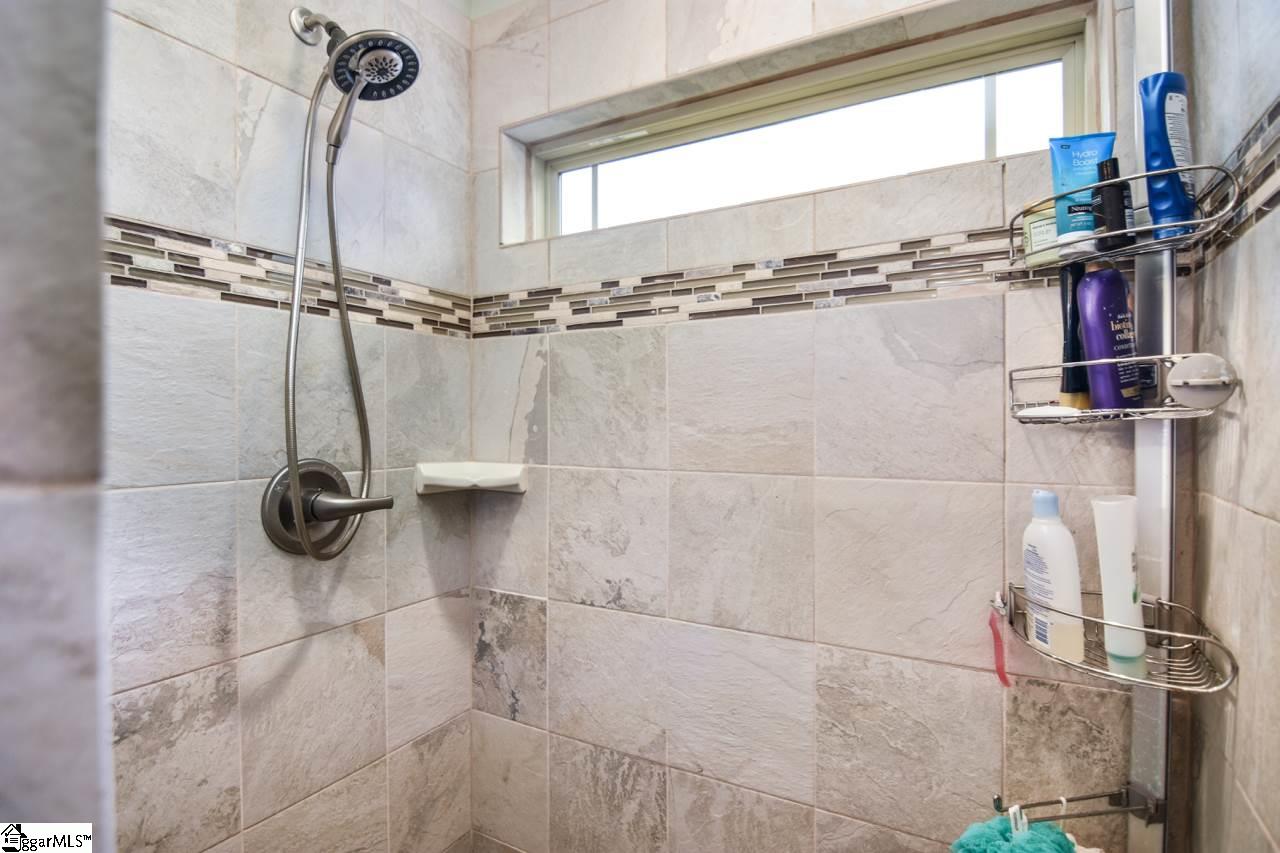 325 Catterick Way Fountain Inn, SC 29644 - Photo 17 of 30 Gallery Image 17