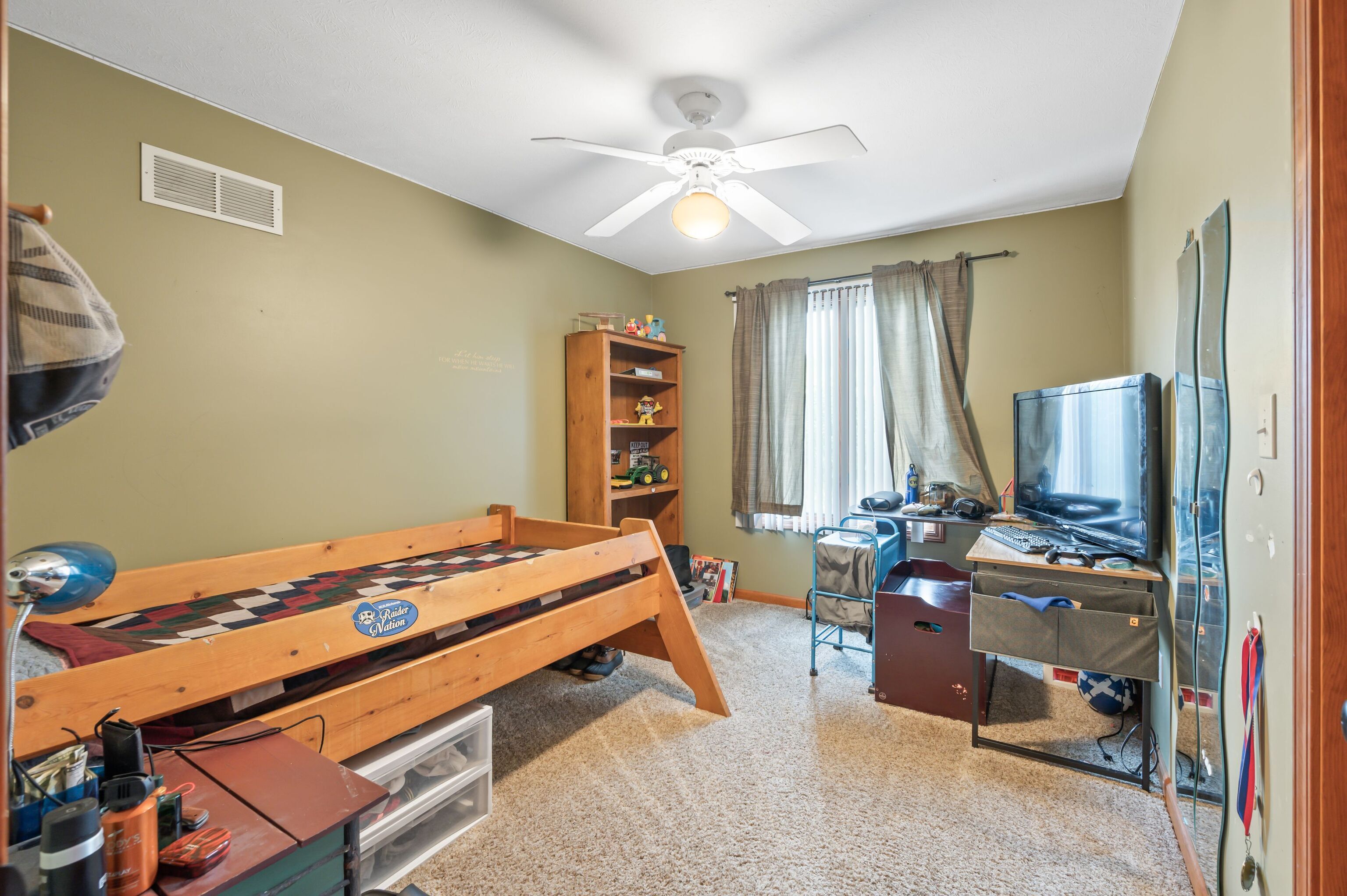 2898 Fox Ridge Circle Columbus, IN 47203 - Photo 21 of 39