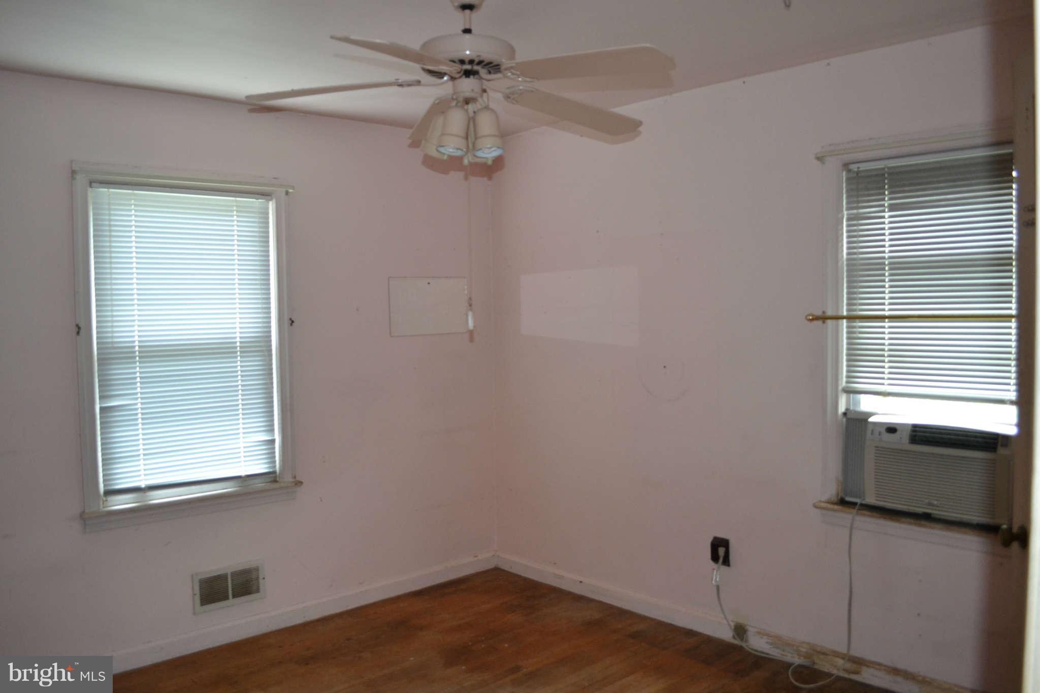 1612 Moffet Road Silver Spring, MD 20903 - Photo 11 of 24 Bedroom 2 main level