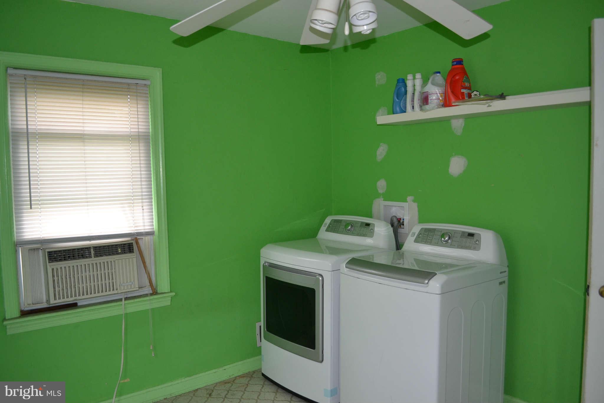 1612 Moffet Road Silver Spring, MD 20903 - Photo 10 of 24 Bedroom currently used as laundry - main level