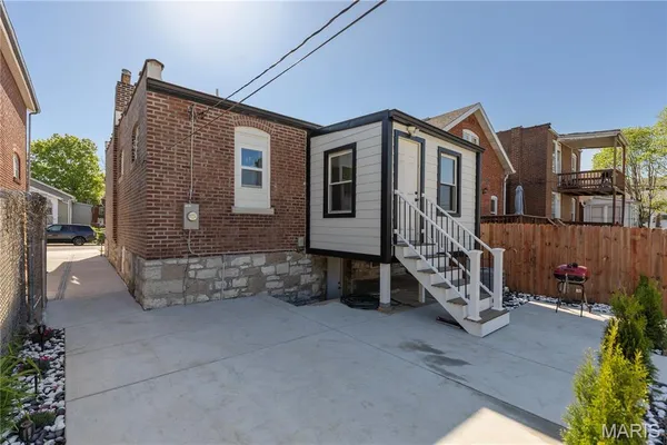 $185,000 | 5425 Bates Street, St. Louis, MO 63116