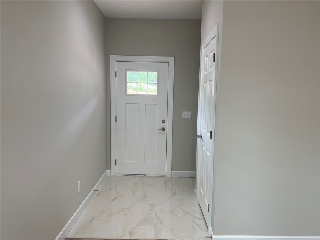 1024 Blumefield Road Anderson, SC 29625 - Photo 3 of 22 Gallery Image 3