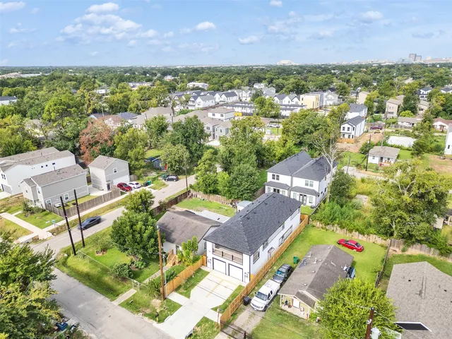 $2,200 | 6742 Madrid Street, Unit A, Houston, TX 77021