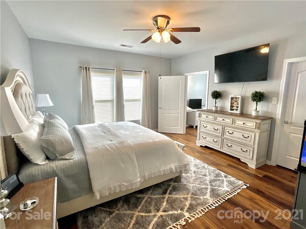 183 Old Carriage Road Clover, SC 29710 - Photo 15 of 35 Gallery Image 15