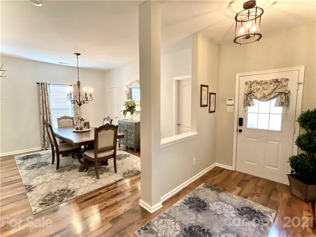 183 Old Carriage Road Clover, SC 29710 - Photo 4 of 35 Gallery Image 4