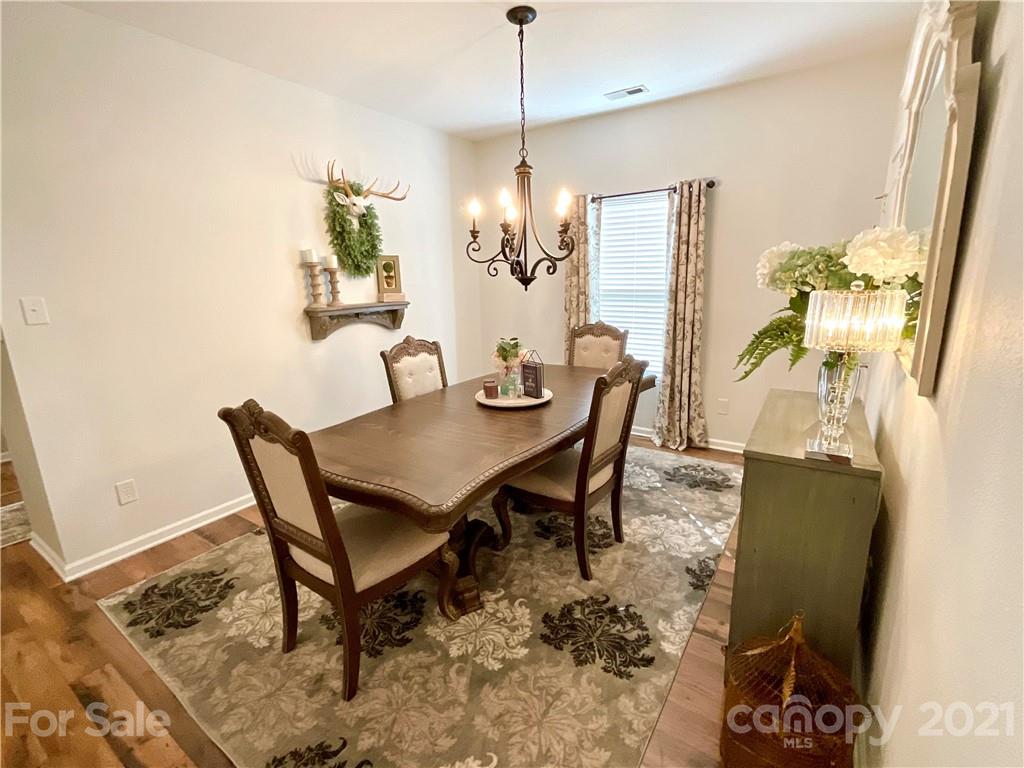 183 Old Carriage Road Clover, SC 29710 - Photo 6 of 35 Gallery Image 6