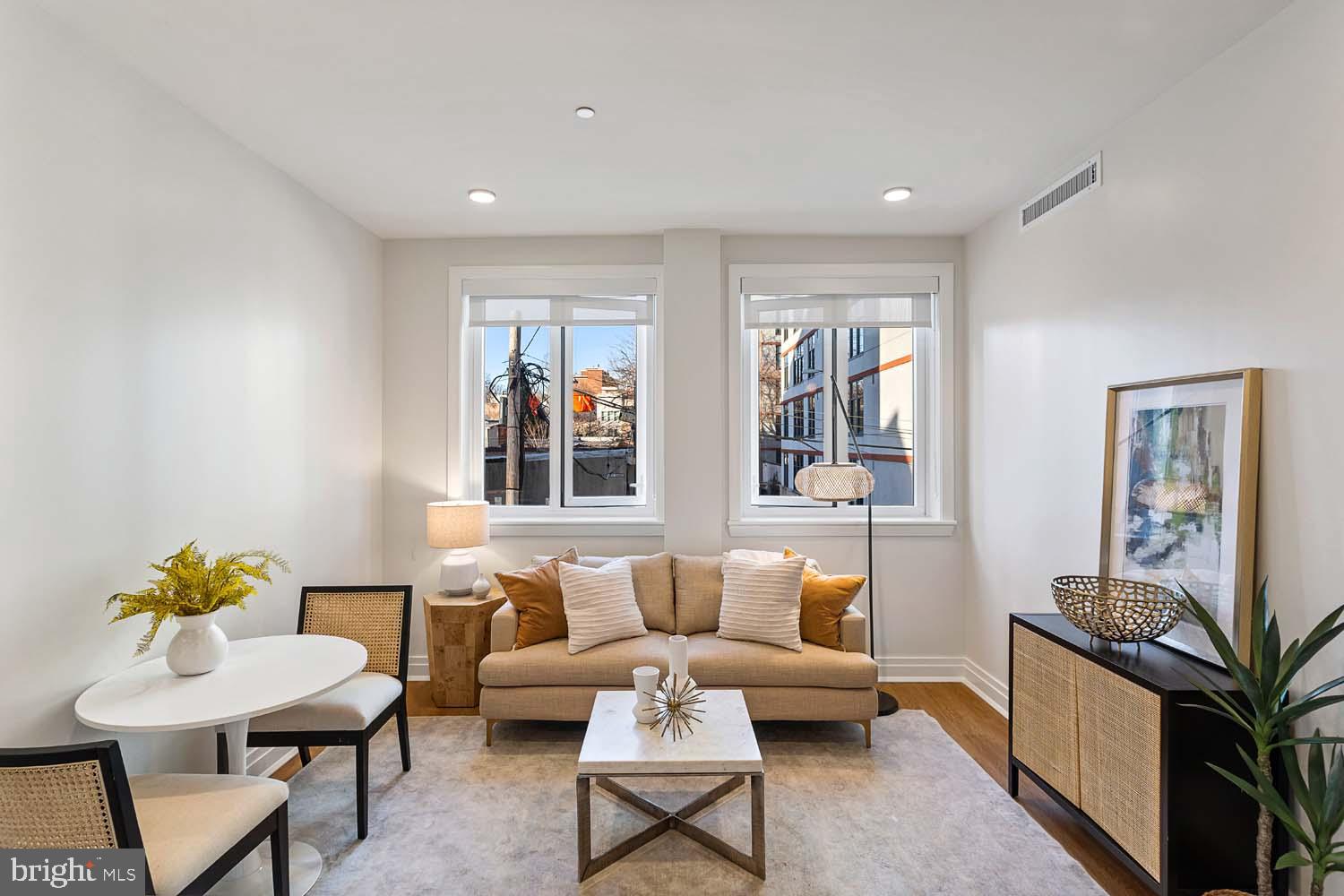 923 V Street Northwest, Unit 202 Washington, DC 20001 - Photo 13 of 34